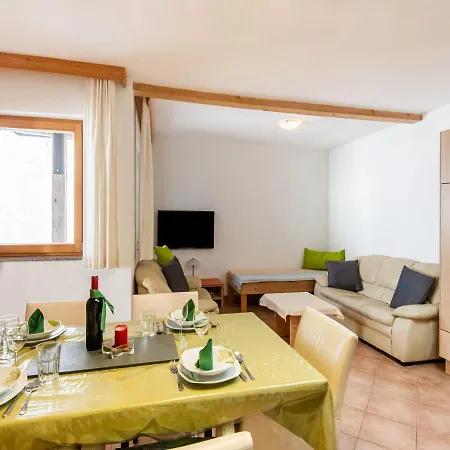 Apartmentl With Boot Heaters Apartment