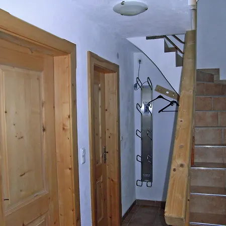 Apartmentl With Boot Heaters *